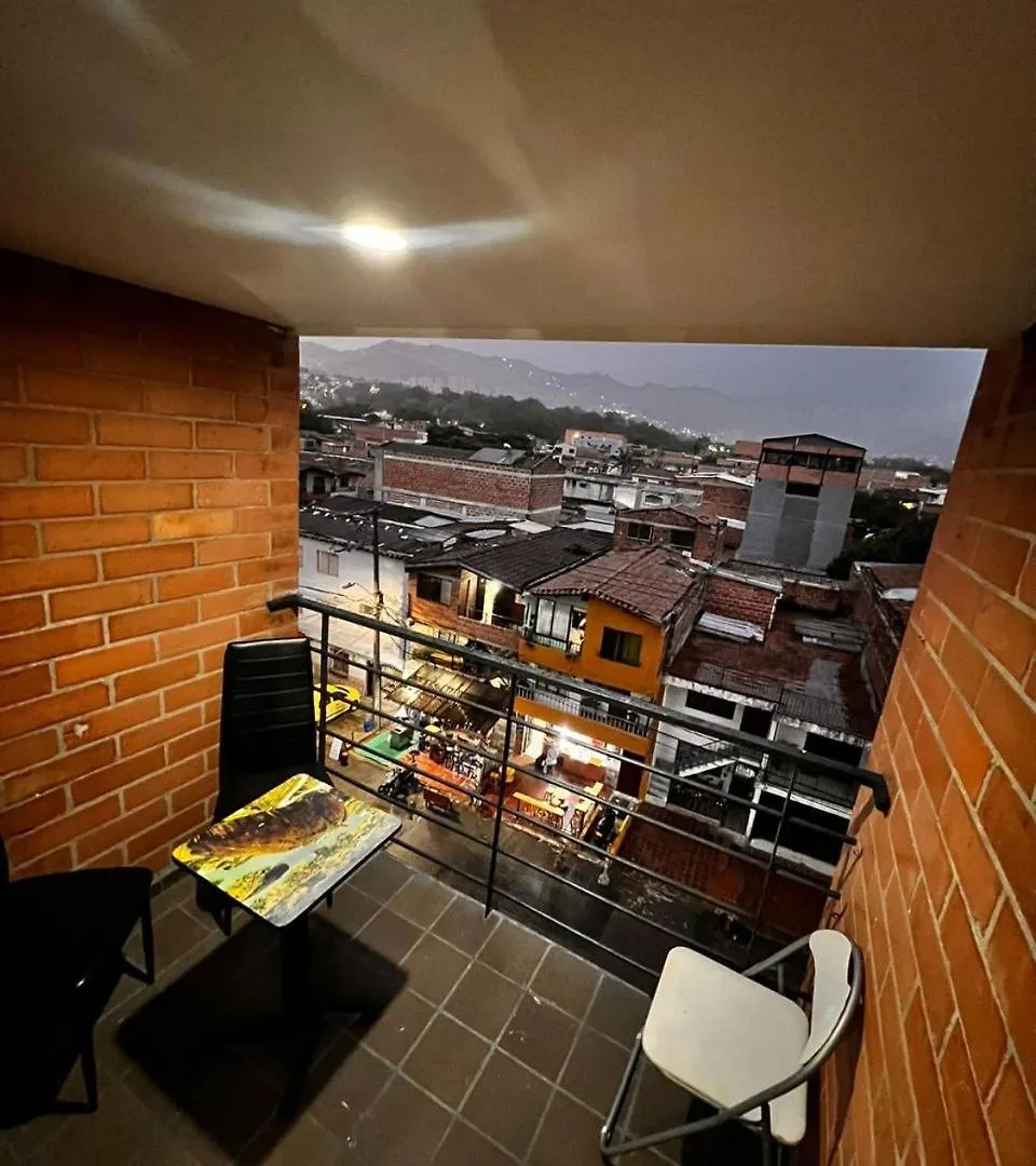Hermoso Y Acogedor Apartamento Cerca Al Poblado Apartment Medellin