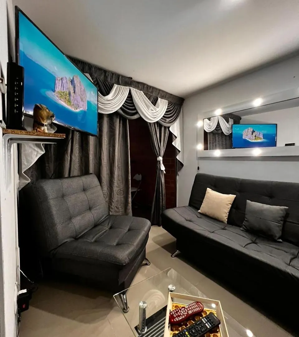Hermoso Y Acogedor Apartamento Cerca Al Poblado Apartment Medellin